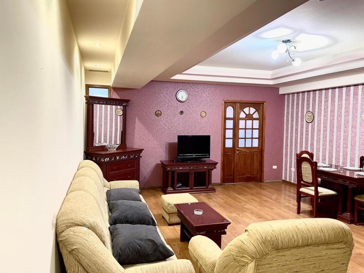 Apartments Emili Yerevan Ngoại thất bức ảnh