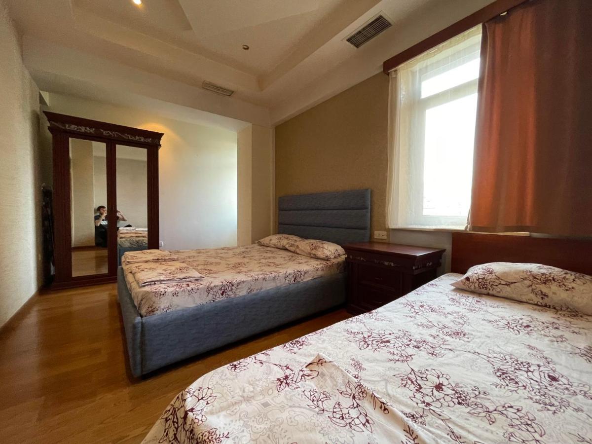 Apartments Emili Yerevan Ngoại thất bức ảnh