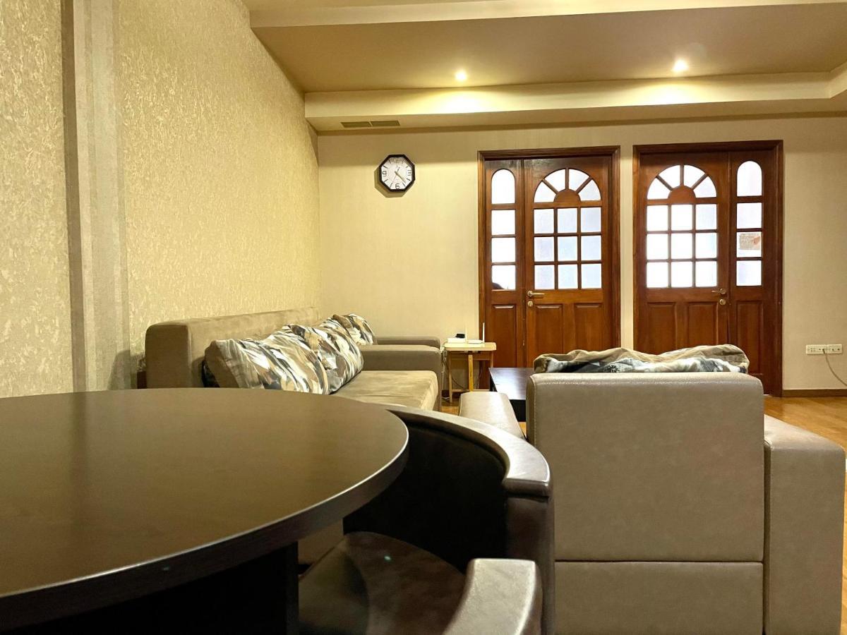 Apartments Emili Yerevan Ngoại thất bức ảnh