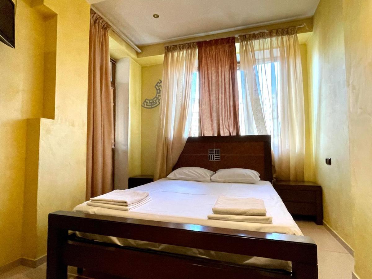 Apartments Emili Yerevan Ngoại thất bức ảnh