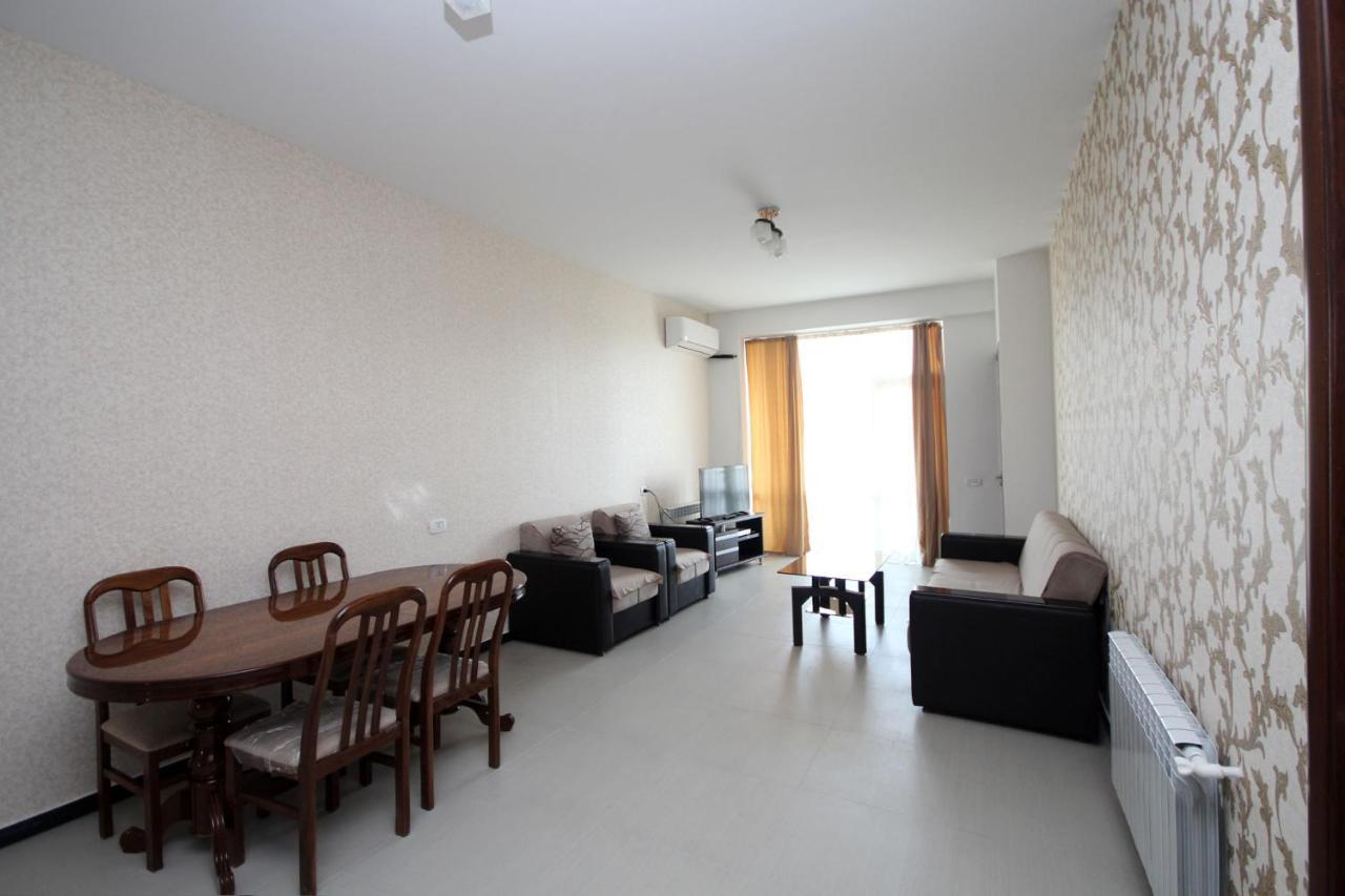 Apartments Emili Yerevan Ngoại thất bức ảnh