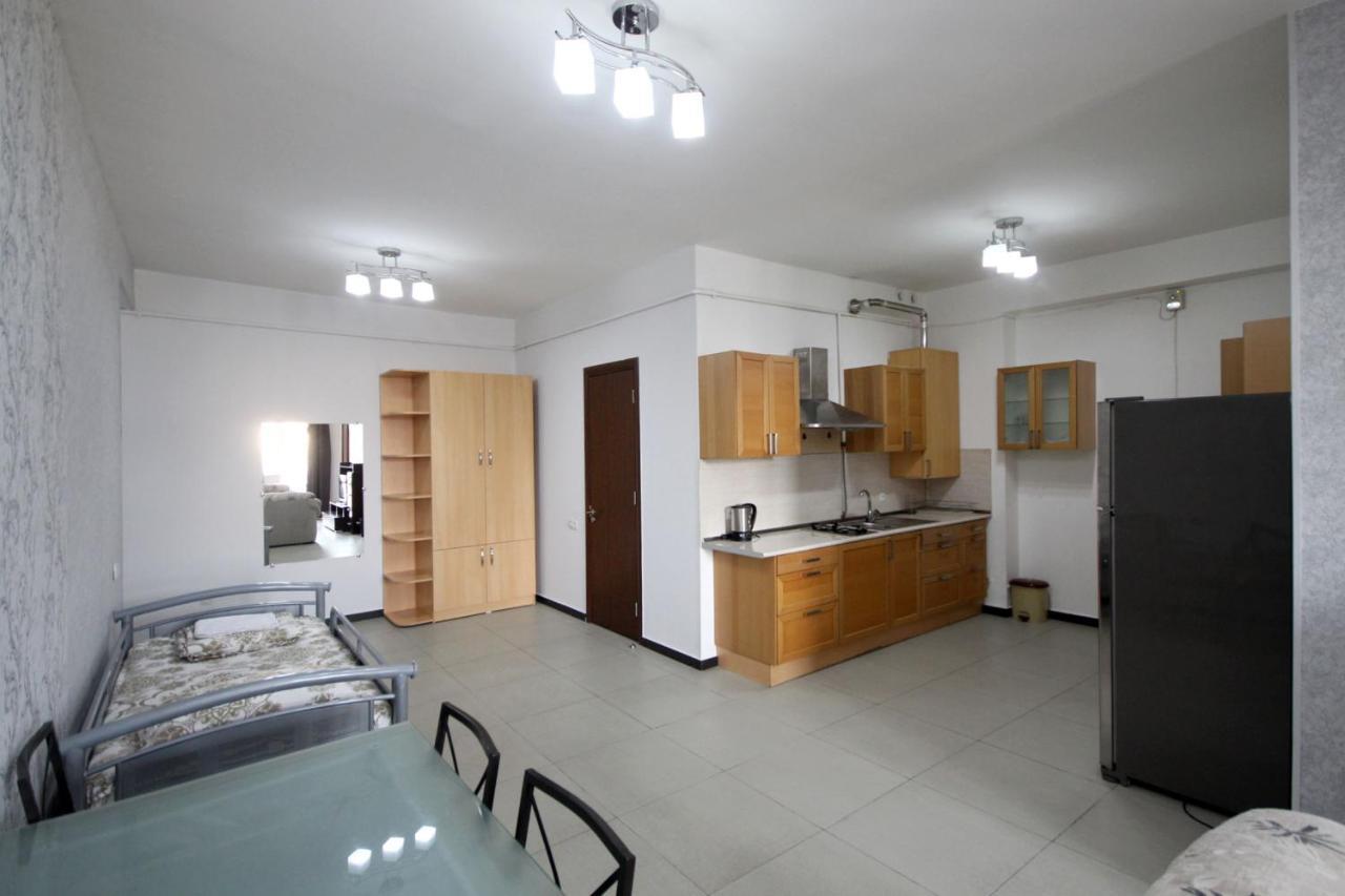 Apartments Emili Yerevan Ngoại thất bức ảnh