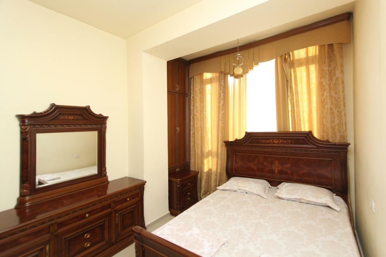 Apartments Emili Yerevan Ngoại thất bức ảnh